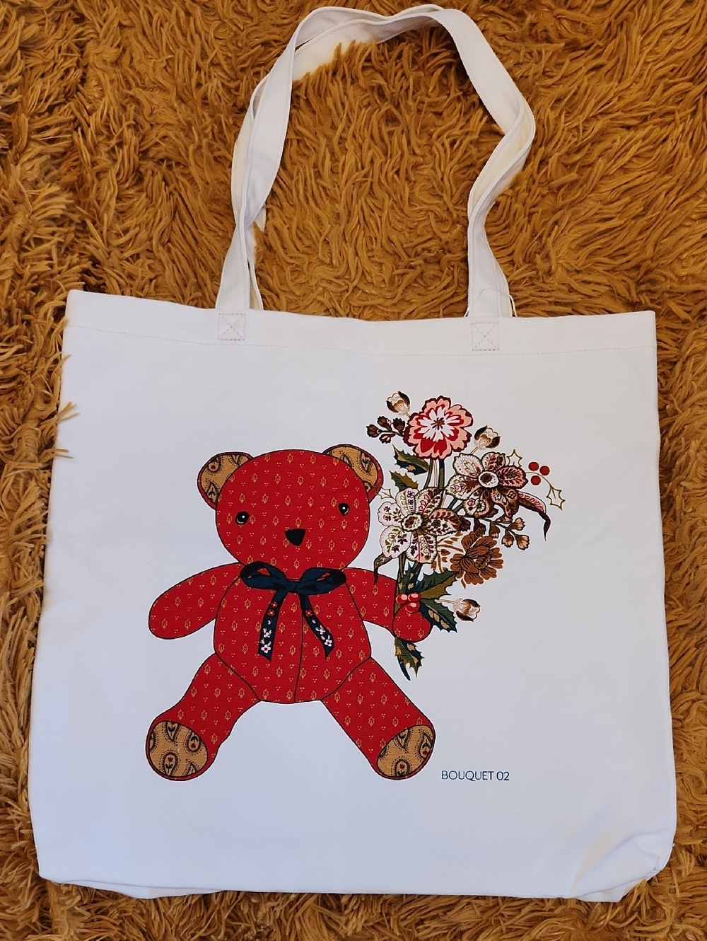 NWOT Vera Bradley White Tote Bag with Red Floral Teddy Print